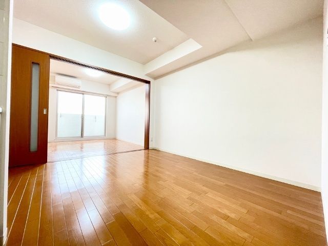 居室・リビング　明るい日差しが一番の魅力！