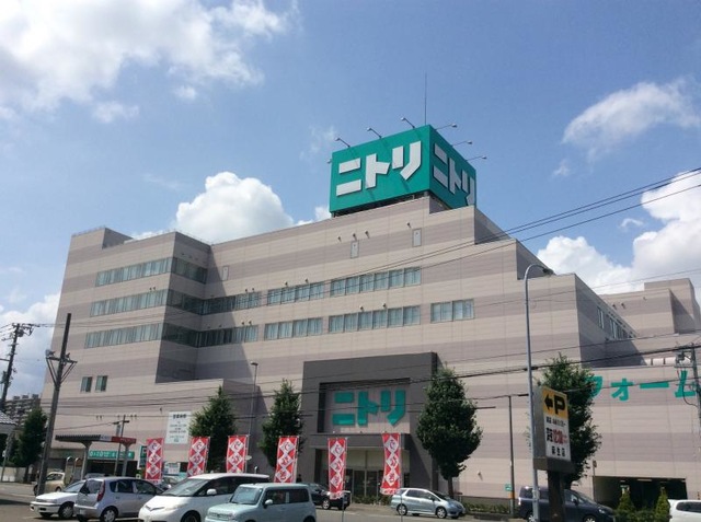 ホームセンター　ニトリ麻生店（ホームセンター）まで180m
