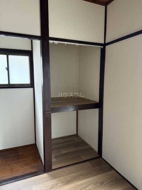 本一色1丁目貸家の内装写真