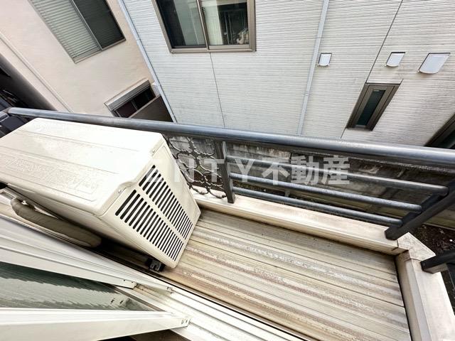 バルコニー　お洗濯にも便利なバルコニー付き