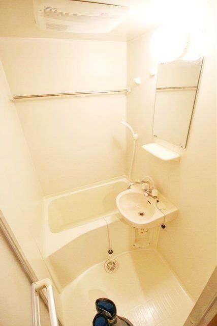 バス・シャワールーム　お部屋探しは株式会社　タウンハウジング　までお気軽にお問合…