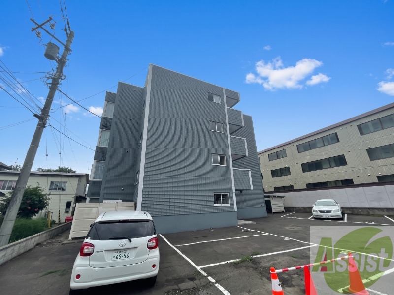 建物外観　札幌市西区山の手３条「フレンドリー山の手」