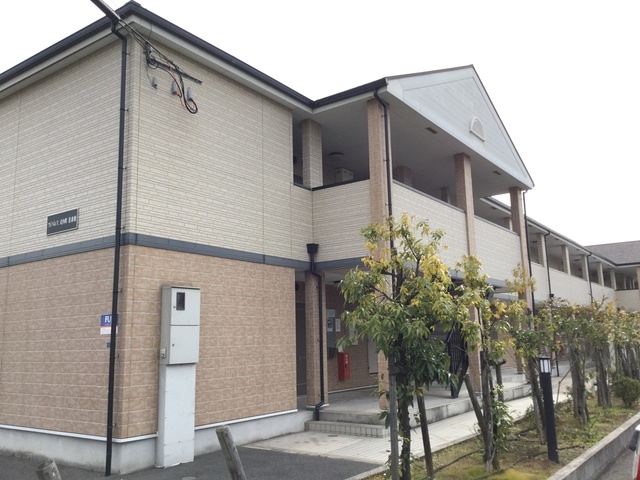フジパレス式内町III番館の外観写真