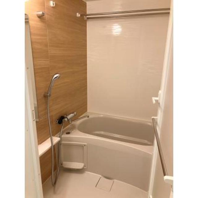 バス・シャワールーム　※写真は同タイプ住戸です。