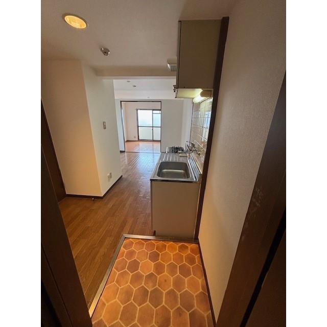 玄関　他部屋の写真