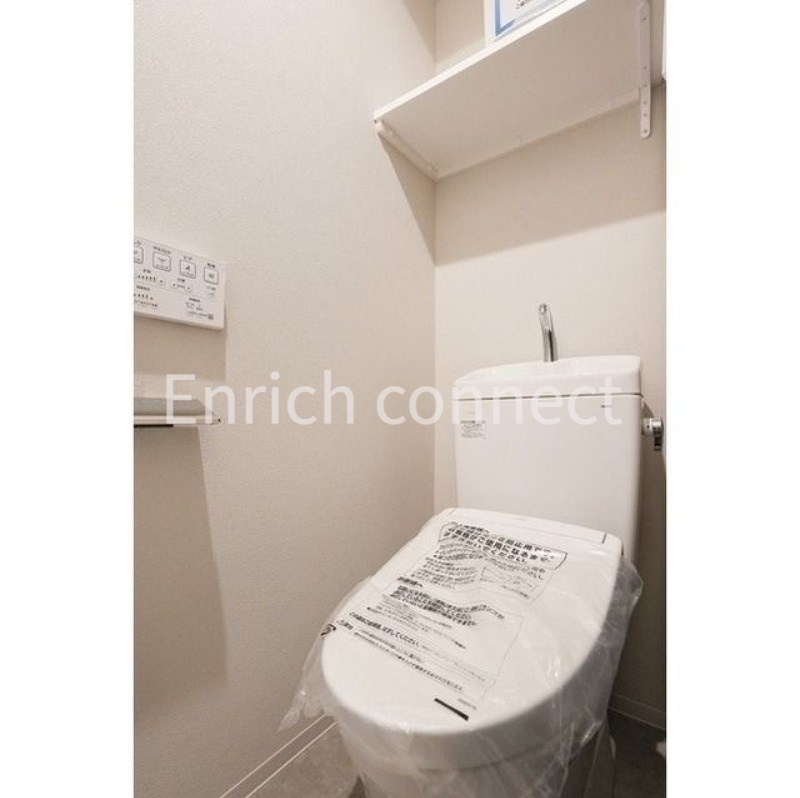 東急東横線 学芸大学駅 徒歩6分 4階建 築1年のトイレ写真