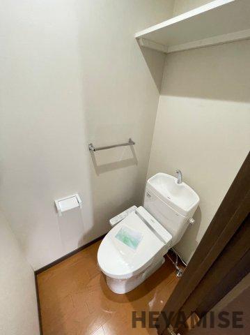 長崎電軌本線 大学病院駅 徒歩5分 5階建 築9年のトイレ写真