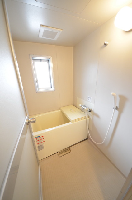 バス・シャワールーム　★同一間取りの別部屋の写真です★