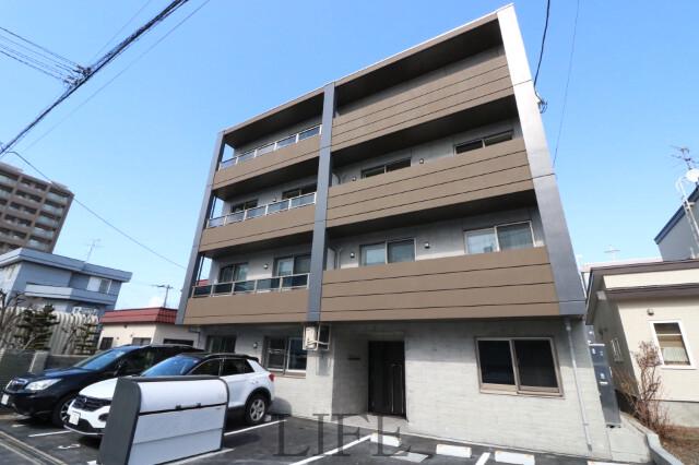 建物外観　シックでオシャレな外観♪