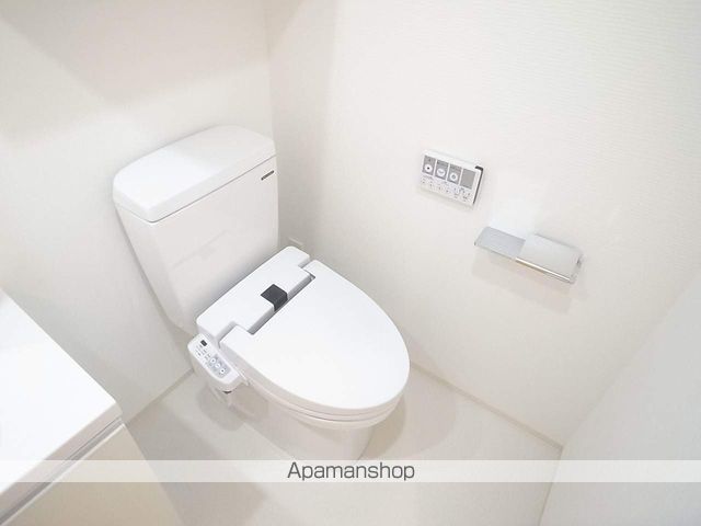 レアライズ曳舟のトイレ写真