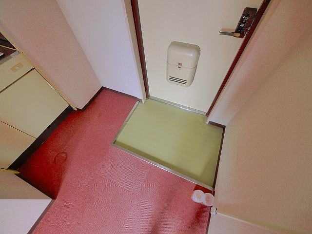 玄関　ゆったりとした玄関です