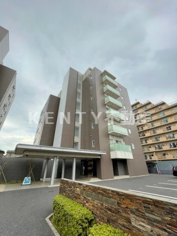 建物外観　外観は落ち着いています