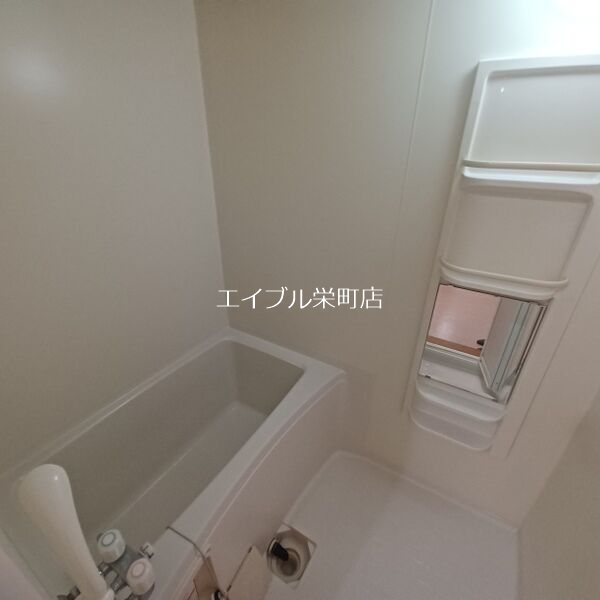 地下鉄東豊線 元町駅 徒歩12分 3階建 築25年の風呂写真