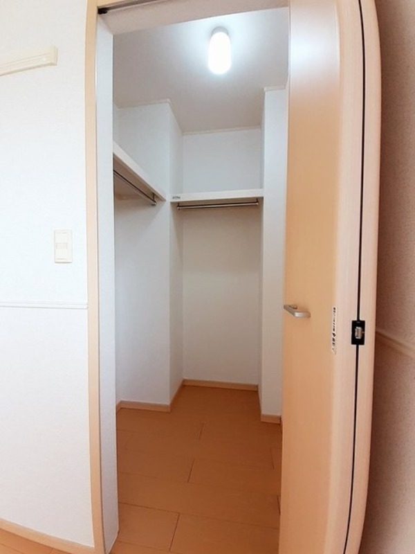 収納　図面と現状に相違がある場合には現状を優先