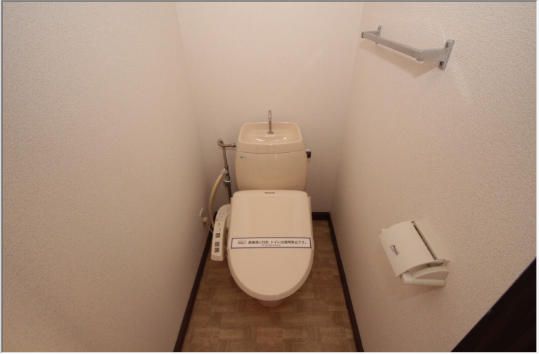積水ハウスの賃貸住宅2LDKのトイレ写真