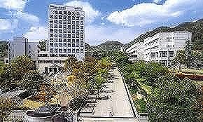 大学・短大　私立姫路獨協大学（大学・短大）まで460m
