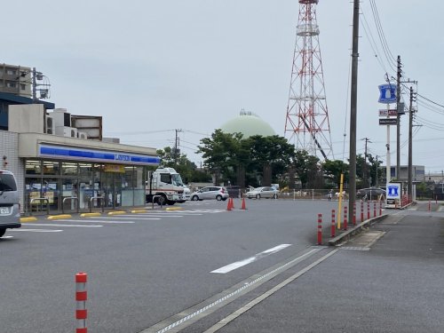 【千葉市中央区港町のアパートのコンビニ】