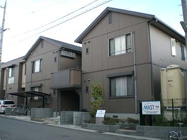 宇治市広野町のアパートの建物外観