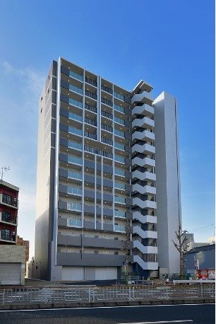 【名古屋市中村区太閤通のマンションの建物外観】