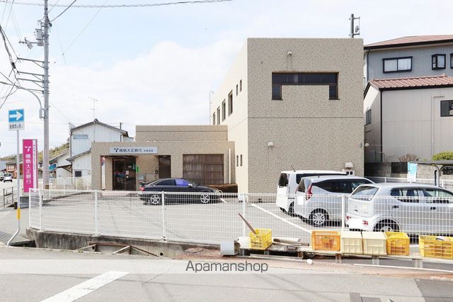 銀行　（株）徳島大正銀行／大麻支店（銀行）まで168m