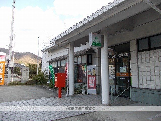 郵便局　堀江郵便局（郵便局）まで300m