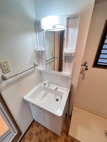 洗面設備　別号室の画像です。ご参考下さい