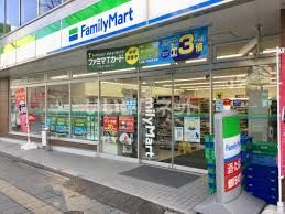コンビニ　ファミリーマート 仙台広瀬通駅店（コンビニ）まで886m