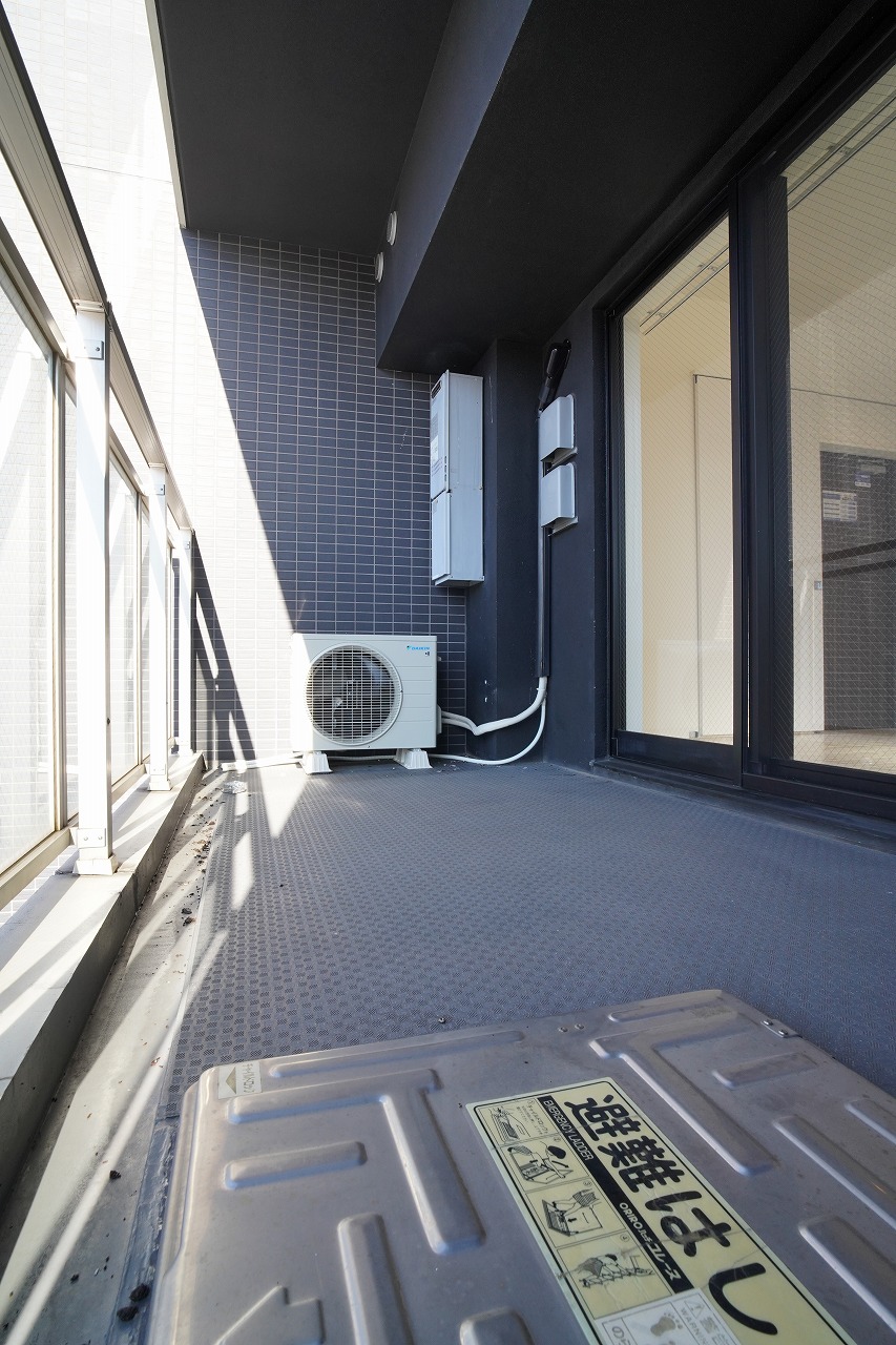 バルコニー　バルコニー