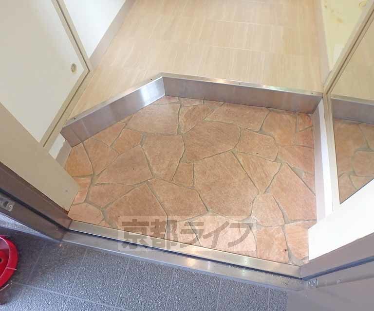 玄関　玄関です。