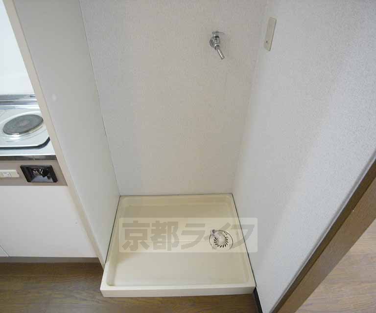 その他設備　洗濯機は室内に設置可能です。