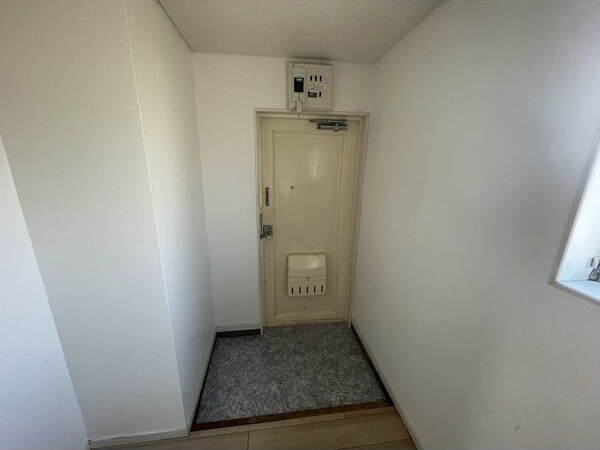 玄関　※写真は類似です