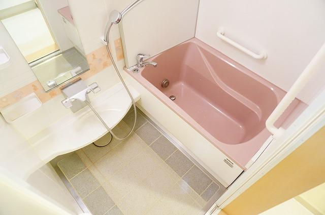 バス・シャワールーム　浴室