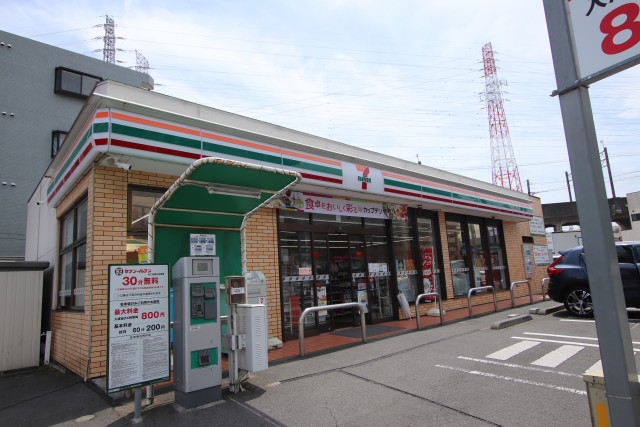 コンビニ　セブンイレブン相模原橋本東店（コンビニ）まで260m