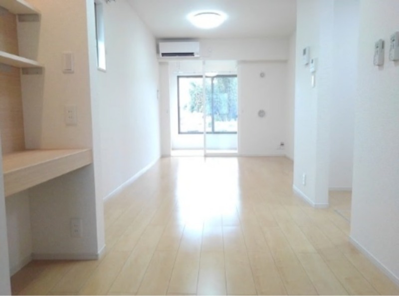 居室・リビング　図面と現状に相違がある場合には現状を優先