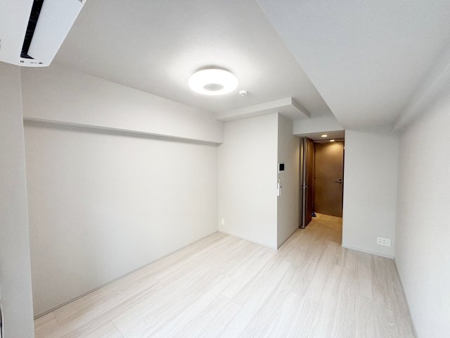 居室・リビング　※反転タイプ