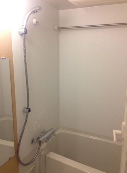 バス・シャワールーム　浴室乾燥機付き