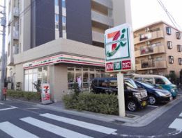 コンビニ　セブン－イレブン大田区多摩川２丁目店（コンビニ）まで218m