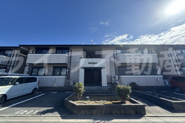 建物外観　落ち着いた雰囲気の外観です