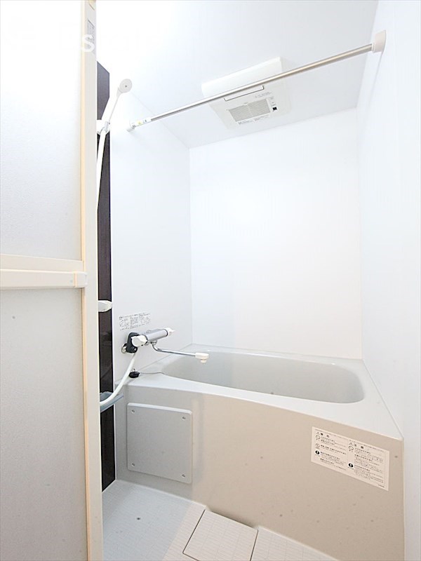 バス・シャワールーム　バスルーム