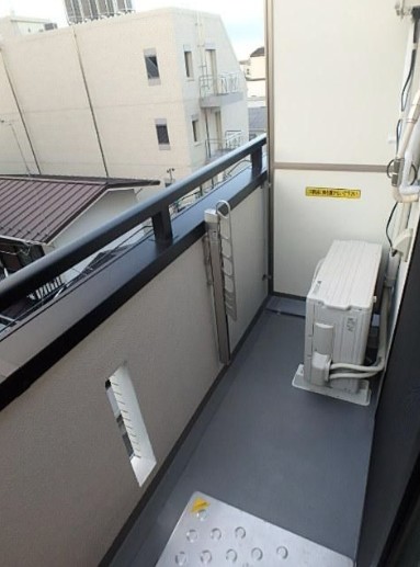 バルコニー　弊社は都内全域の物件をご紹介可能です！