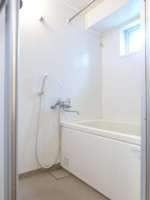 バス・シャワールーム　バス※別部屋参考写真