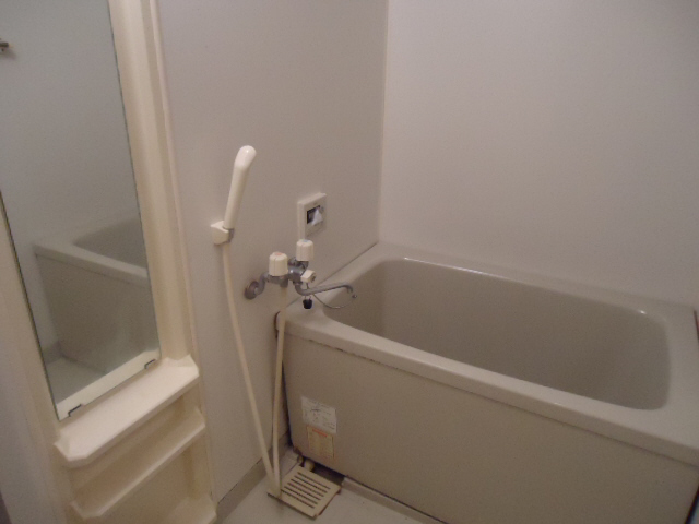 バス・シャワールーム　浴室