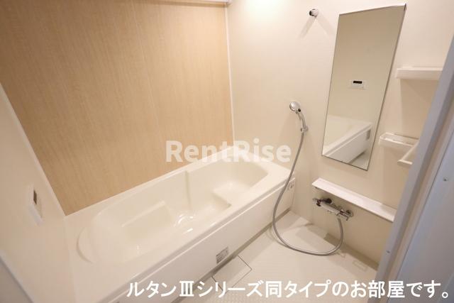 バス・シャワールーム　バス