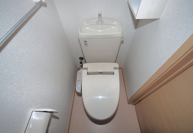 トイレ　トイレ