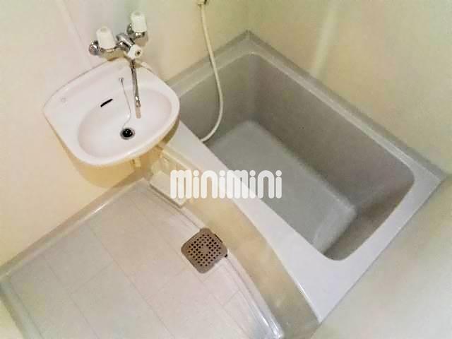 バス・シャワールーム　一日の疲れはこちらで