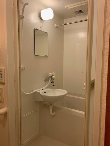 バス・シャワールーム　日々の暮らしに欠かせないお風呂です