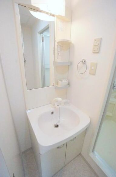 洗面設備　シャンプードレッサーです☆