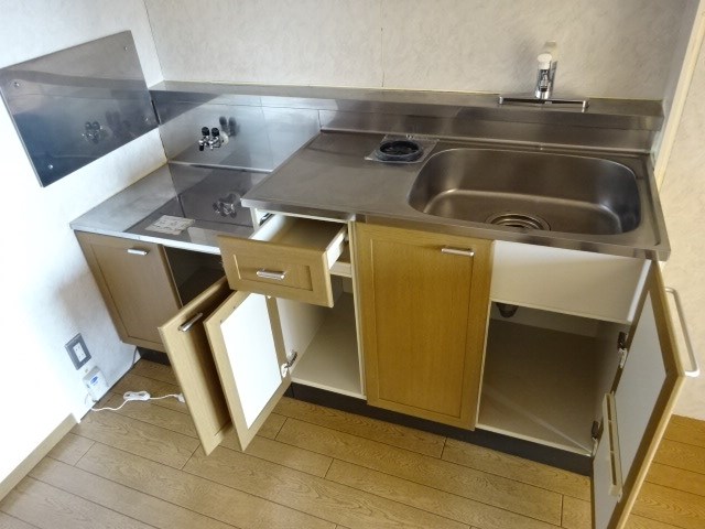 キッチン　※別部屋参考写真です。