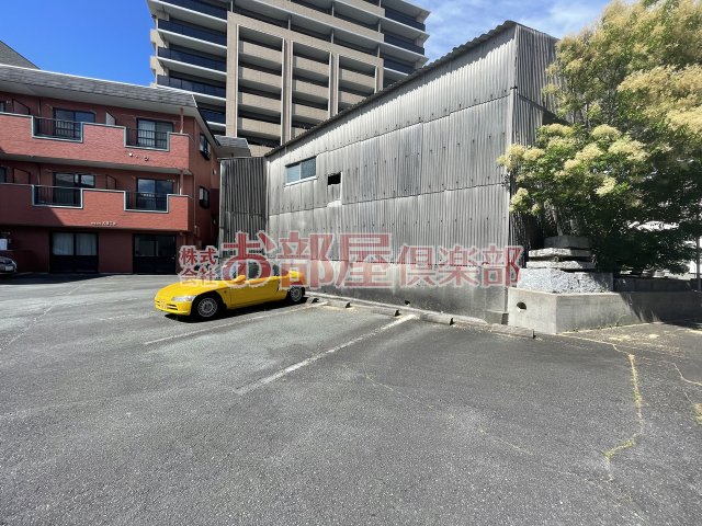 駐車場　駐車場完備です