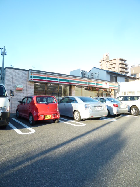 コンビニ　セブン－イレブン名古屋桜山町１丁目店（コンビニ）まで331m